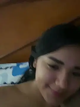 Snapshot of valvam_ chatting on 04-09-26, 06:19 valvam online show from 04-09-26, 06:19