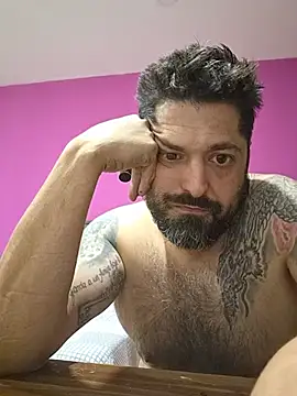 Muchos cogios online show from 07-18-26, 03:00