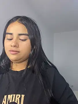 Snapshot of Valerials chatting on 04-12-26, 02:38 Valerials online show from 04-12-26, 02:38