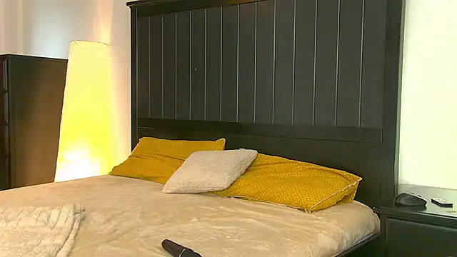 SlimTemptation online show from 05-11-26, 02:12