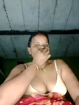 Shivani09900 online show from 06-26-26, 07:29