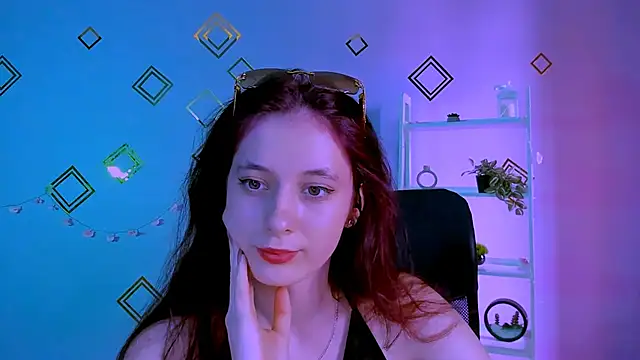 nami glow online show from 05-26-26, 09:05