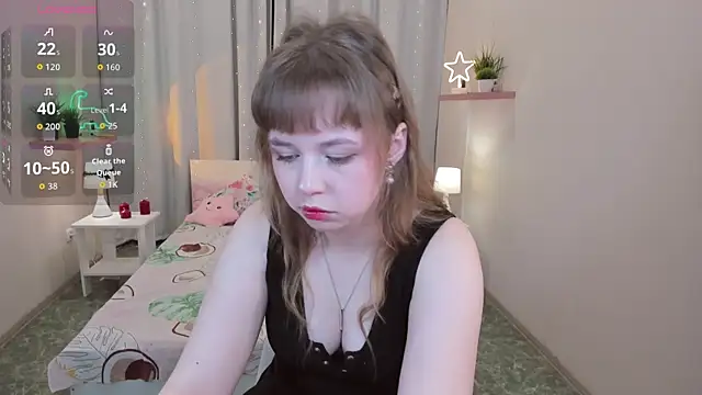 Snapshot of LeonaHicks chatting on 04-01-26, 06:03 LeonaHicks online show from 04-01-26, 06:03