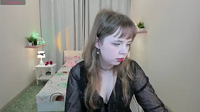 Snapshot of LeonaHicks chatting on 04-06-26, 06:14 LeonaHicks online show from 04-06-26, 06:14