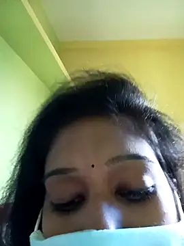 Snapshot of bannerjeesneha20 chatting on 03-27-26, 01:44 bannerjeesneha20 online show from 03-27-26, 01:44