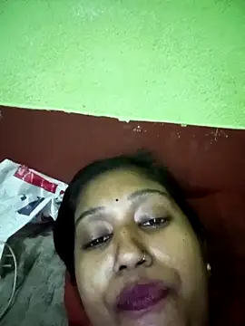 Snapshot of bannerjeesneha20 chatting on 04-24-26, 02:19 bannerjeesneha20 online show from 04-24-26, 02:19