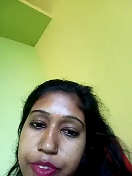 Snapshot of bannerjeesneha20 chatting on 05-07-26, 02:39 bannerjeesneha20 online show from 05-07-26, 02:39