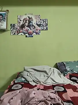 Snapshot of Rubina_Love chatting on 06-14-26, 01:35 Rubina Love online show from 06-14-26, 01:35
