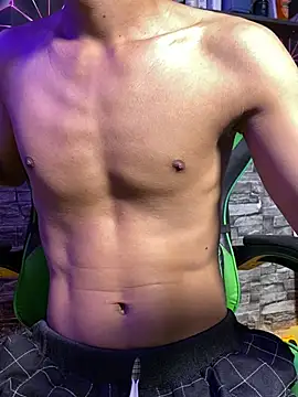 tukangcoli31 online show from 04-11-26, 12:37