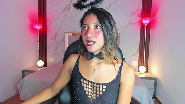 EsperanzaMora online show from 04-28-26, 03:06