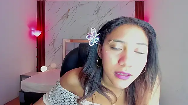 EsperanzaMora online show from 05-12-26, 12:02
