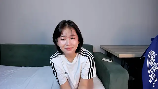 suareiko online show from 04-06-26, 01:14