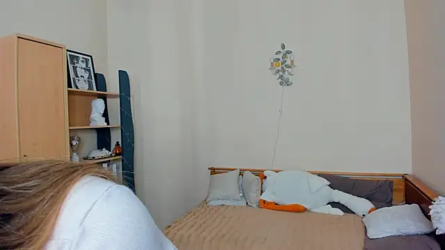 VioletteClaire online show from 05-15-26, 07:59