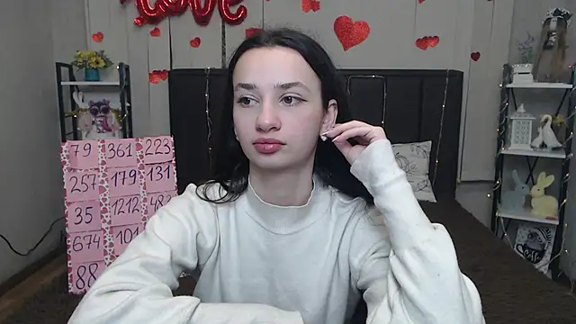Snapshot of Je55icaBreeze chatting on 05-18-26, 05:13 Je55icaBreeze online show from 05-18-26, 05:13