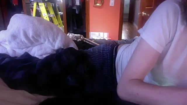 Snapshot of Teddy4420 chatting on 05-20-26, 09:54 Teddy4420 online show from 05-20-26, 09:54