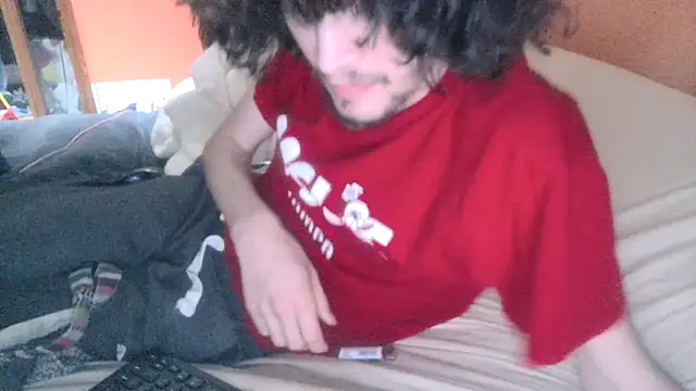 Snapshot of Teddy4420 chatting on 06-11-26, 02:33 Teddy4420 online show from 06-11-26, 02:33