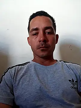 Gabriel leon33 online show from 03-25-26, 07:53