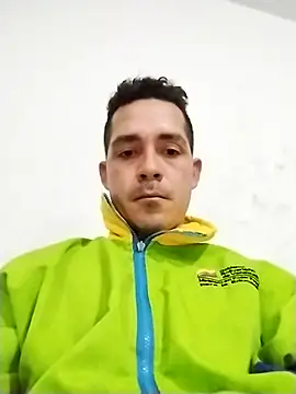 Snapshot of Gabriel_leon33 chatting on 06-10-26, 06:12 Gabriel leon33 online show from 06-10-26, 06:12