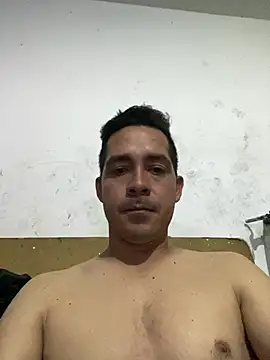 Snapshot of Gabriel_leon33 chatting on 06-22-26, 05:59 Gabriel leon33 online show from 06-22-26, 05:59