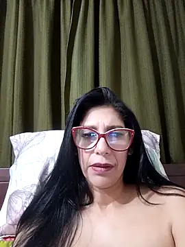 SamanthaRosse01  online show from 04-24-26, 03:09