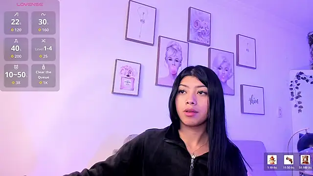 Snapshot of emilydolly_ chatting on 04-30-26, 10:32 emilydolly online show from 04-30-26, 10:32