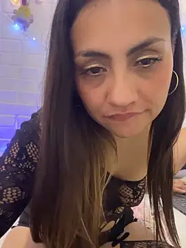 Snapshot of LASEXbellaX chatting on 04-24-26, 04:26 LASEXbellaX online show from 04-24-26, 04:26