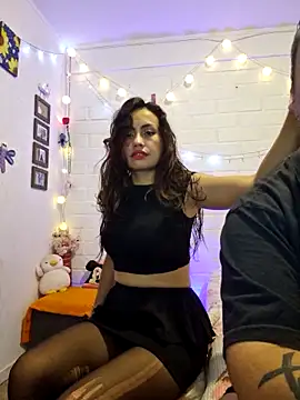 Snapshot of LASEXbellaX chatting on 04-29-26, 02:48 LASEXbellaX online show from 04-29-26, 02:48