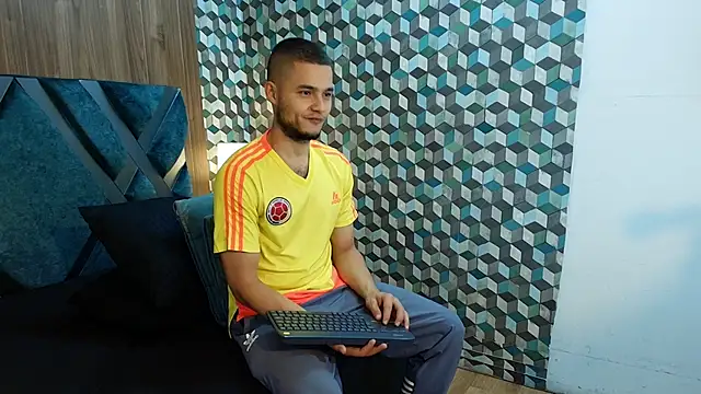 Joaho Fernandez online show from 06-13-26, 09:46