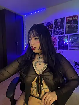 Hinataaa  online show from 06-10-26, 04:34