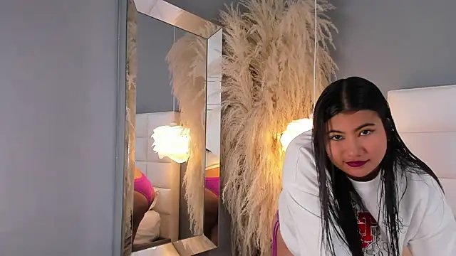 EmilyDrak online show from 03-27-26, 08:37