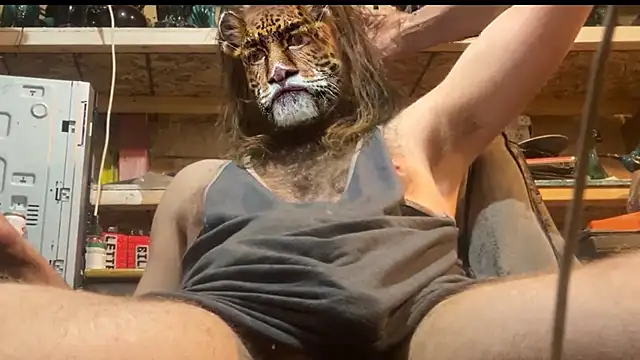 hairyhungnaughtyguy online show from 06-15-26, 05:20