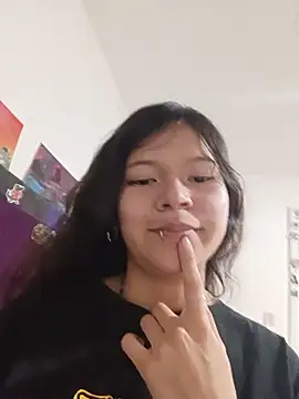 Ninffa sweet21 online show from 06-19-26, 03:33