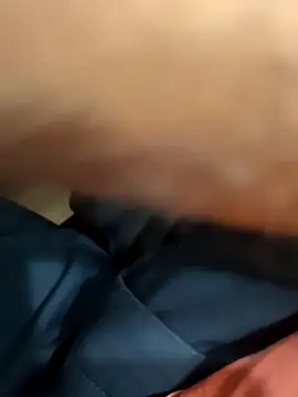 Snapshot of SLBL chatting on 04-30-26, 08:42 SLBL online show from 04-30-26, 08:42