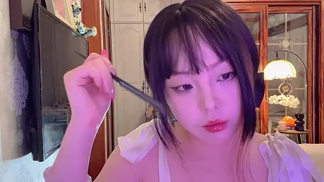thelittlexx online show from 05-09-26, 07:35