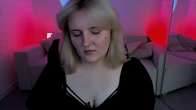 Snapshot of KathyBriggs chatting on 04-04-26, 05:27 KathyBriggs online show from 04-04-26, 05:27
