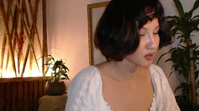 Snapshot of wanderwhitch chatting on 06-20-26, 03:20 wanderwhitch online show from 06-20-26, 03:20