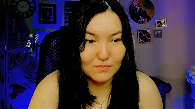 Snapshot of CamilaMartiez chatting on 04-12-26, 09:25 CamilaMartiez online show from 04-12-26, 09:25