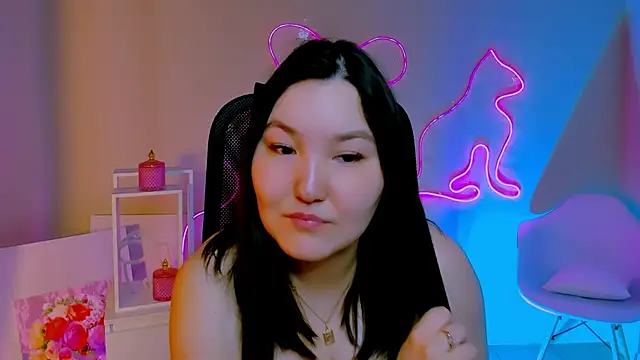 Snapshot of CamilaMartiez chatting on 04-17-26, 01:03 CamilaMartiez online show from 04-17-26, 01:03