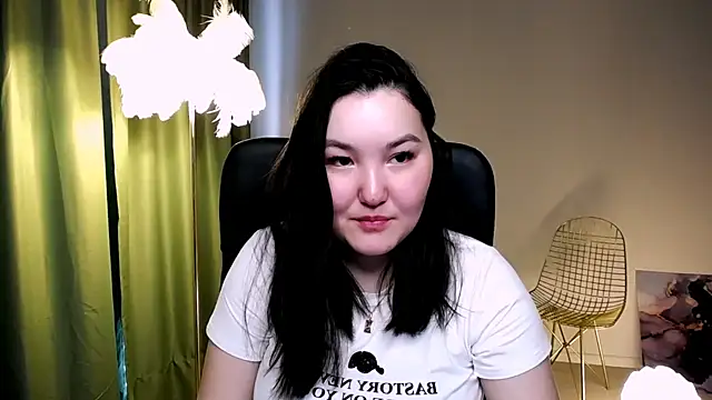 Snapshot of CamilaMartiez chatting on 04-29-26, 01:04 CamilaMartiez online show from 04-29-26, 01:04