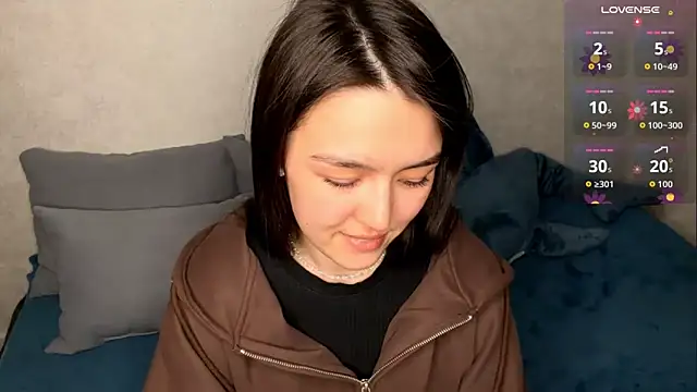 lilysolar online show from 04-04-26, 06:27