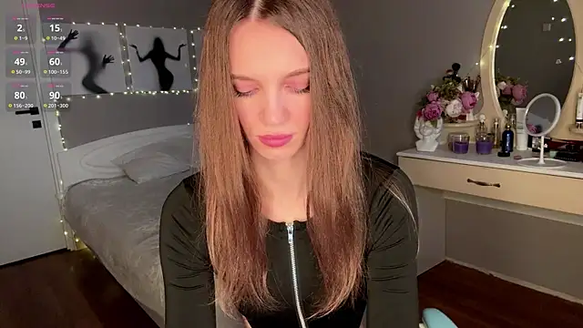 OdetteTrentinella online show from 03-30-26, 06:25
