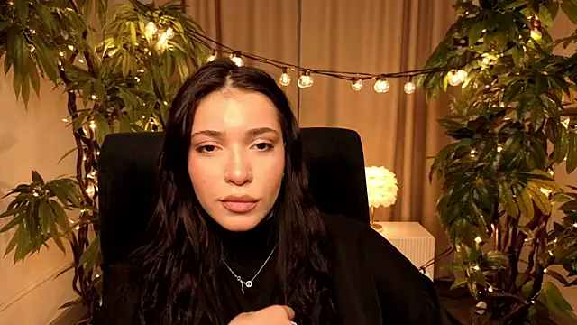 Snapshot of AnnaWillyams chatting on 03-27-26, 07:25 AnnaWillyams online show from 03-27-26, 07:25