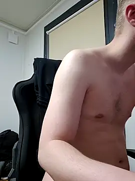 Aceyguy online show from 04-09-26, 07:19