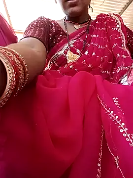 Snapshot of PUNAM__KHAN chatting on 05-30-26, 10:01 PUNAM KHAN online show from 05-30-26, 10:01