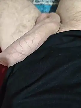 elsabandija696 online show from 04-12-26, 07:57