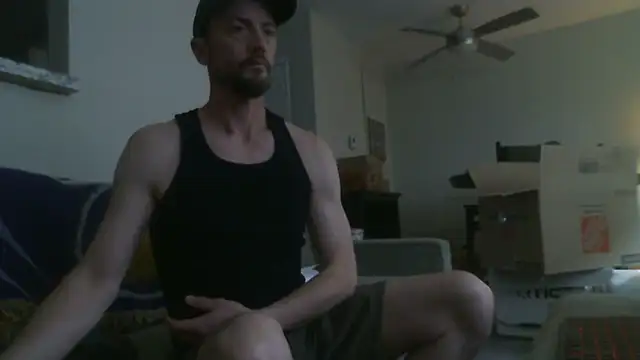 Snapshot of MascChaser4Bear chatting on 03-26-26, 08:47 MascChaser4Bear online show from 03-26-26, 08:47