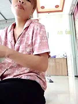 Snapshot of tinyk6 chatting on 04-09-26, 09:15 tinyk6 online show from 04-09-26, 09:15