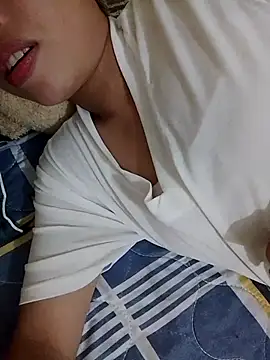 tinyk6 online show from 05-18-26, 03:40