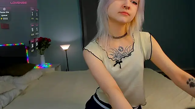 Mary Wester online show from 04-17-26, 12:02