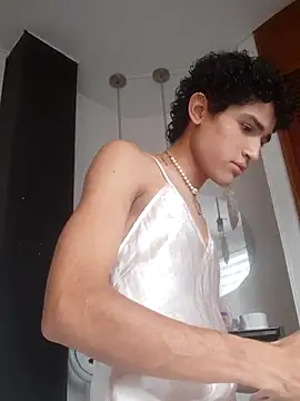 candylira31 online show from 08-07-26, 05:37